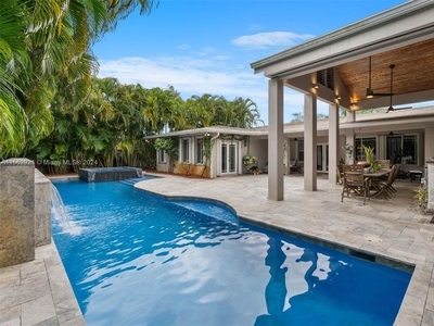 5 bedroom luxury Villa for sale in North Miami Beach, United States