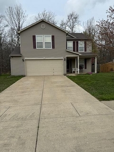 6622 Front Point Dr, Indianapolis, IN 46237