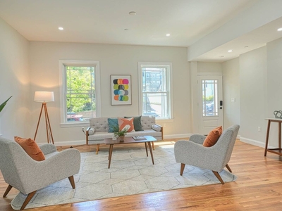 3 bedroom luxury Apartment for sale in Somerville, Massachusetts