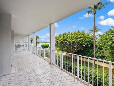 2 bedroom luxury Flat for sale in Palm Beach, Florida
