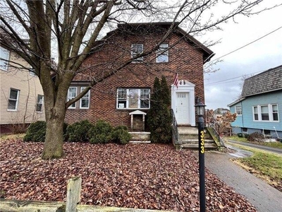 3 bedroom, Rochester PA 15074