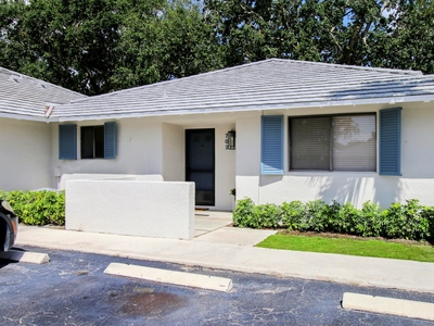 702 Club Drive, Palm Beach Gardens, FL, 33418 | 2 BR for rent, Villa rentals