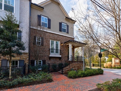 Luxury Townhouse for sale in Alpharetta, United States