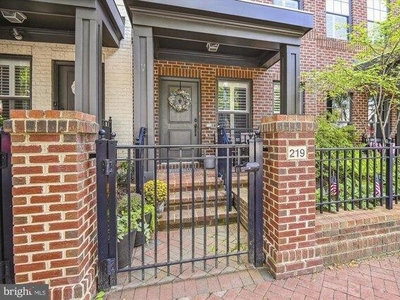 2 bedroom, Annapolis MD 21401
