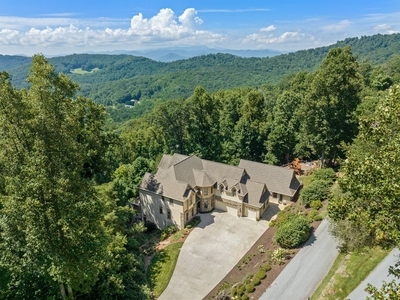 Enjoy Mountain Living In This Immaculate Sanctuary