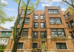 6830 N Lakewood Ave #3, Chicago, IL 60626