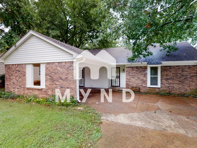 4390 Lloydminster Cv, Memphis, TN 38141 - House for Rent