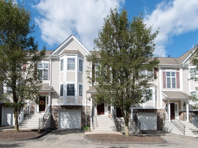 2 bedroom luxury Townhouse for sale in Danbury, United States