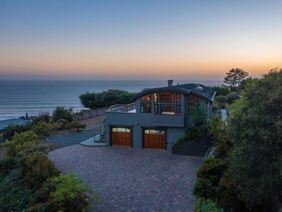3 bedroom luxury Detached House for sale in Stinson Beach, United States