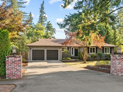 4 bedroom luxury House for sale in Lake Oswego, United States