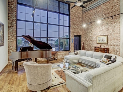 9 room luxury Apartment for sale in Houston, Texas