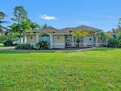 Luxury Villa for sale in The Acreage, United States