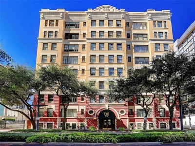 6 room luxury Flat for sale in Houston, Texas