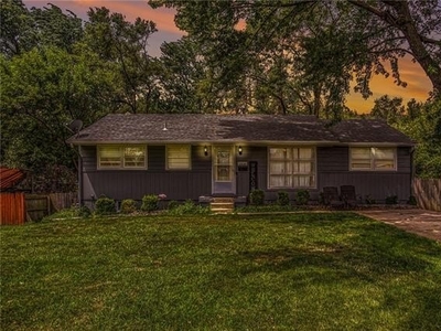 Home For Sale In Kansas City, Kansas
