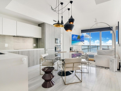 3 bedroom luxury Flat for sale in Miami, United States