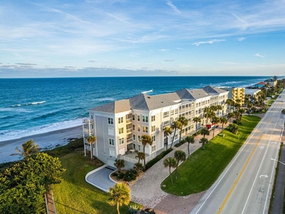 4 bedroom luxury Flat for sale in Melbourne Beach, Florida
