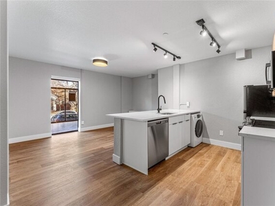 Flat For Rent In Denver, Colorado