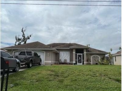Foreclosure Single-family Home In Cape Coral, Florida