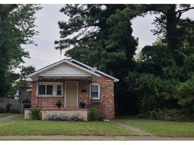 Foreclosure Single-family Home In Newport News, Virginia