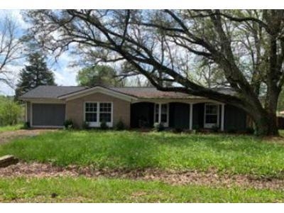 Foreclosure Single-family Home In Selma, Alabama