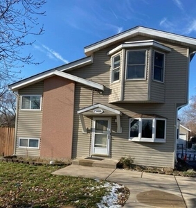 Home For Rent In Glendale Heights, Illinois