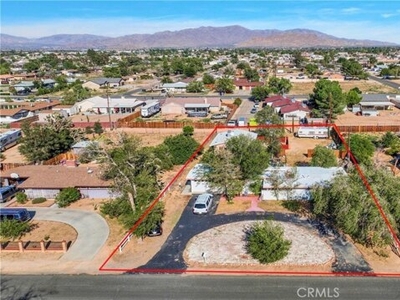 Home For Sale In Apple Valley, California