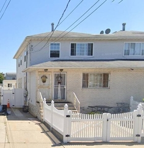 Home For Sale In Arverne, New York