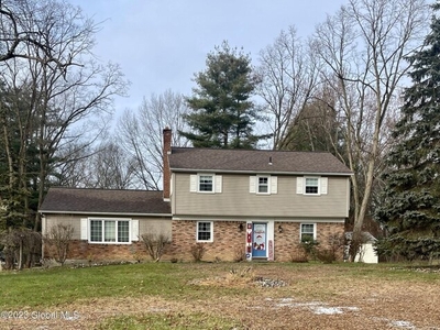 Home For Sale In Ballston Lake, New York
