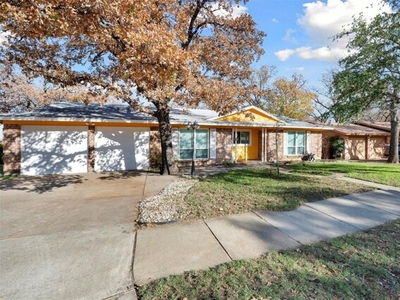 Home For Sale In Bedford, Texas