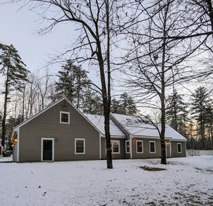 Home For Sale In Buxton, Maine