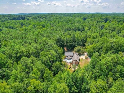 Home For Sale In Chapel Hill, North Carolina