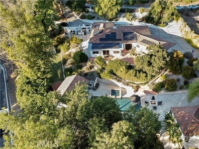 Home For Sale In Covina, California