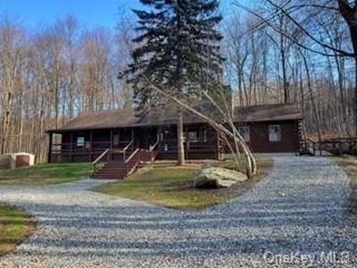 Home For Sale In East Fishkill, New York