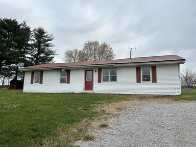 Home For Sale In Ewing, Kentucky