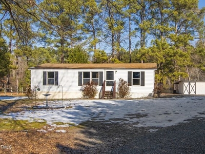 Home For Sale In Fuquay Varina, North Carolina