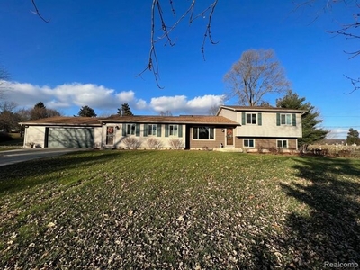 Home For Sale In Hadley, Michigan