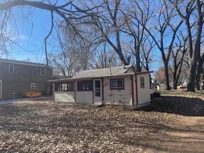 Home For Sale In Johnson Lake, Nebraska