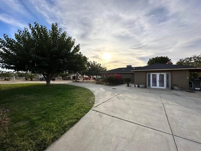 Home For Sale In Madera, California