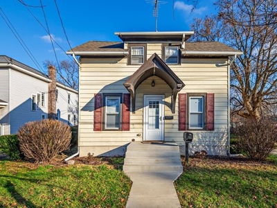 Home For Sale In Marengo, Illinois