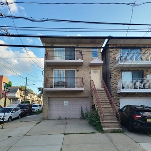 Home For Sale In North Bergen, New Jersey