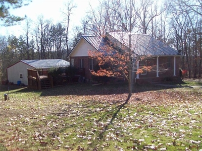 Home For Sale In Piedmont, Missouri
