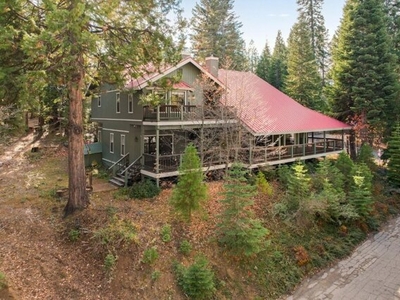 Home For Sale In Shaver Lake, California