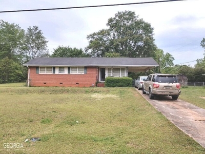 Home For Sale In Thomaston, Georgia
