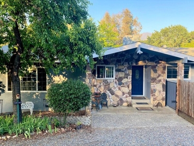 Home For Sale In Three Rivers, California
