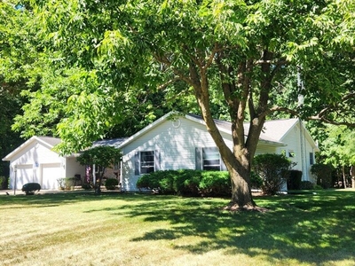 Home For Sale In Varna, Illinois