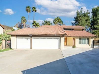 Home For Sale In Walnut, California