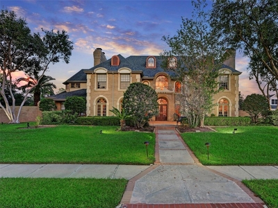 Luxury 13 room Detached House for sale in Pearland, Texas