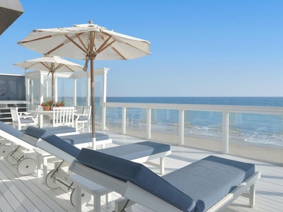 Luxury 3 bedroom Detached House for sale in Malibu, United States