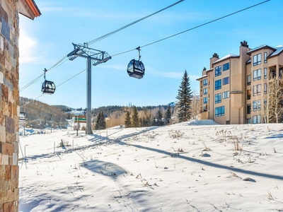Luxury Flat for sale in Snowmass Village, Colorado