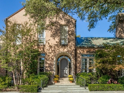 Luxury Townhouse for sale in Dallas, United States